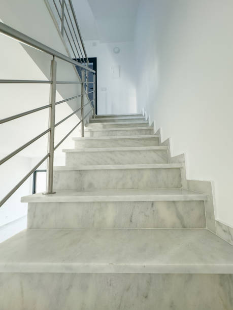 pulido de escaleras de marmol en malaga